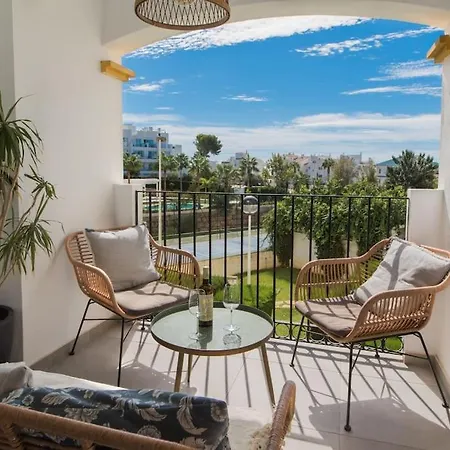 Moderno Piso A Un Paso De La Playa Benalmadena