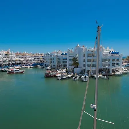 Moderno Piso A Un Paso De La Playa Benalmadena