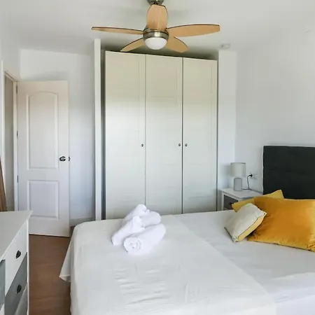 Moderno Piso A Un Paso De La Playa Benalmadena